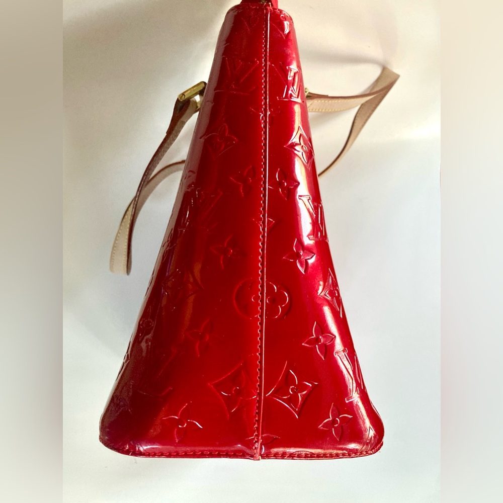 Louis Vuitton Houston Bag - Picture 11 of 11